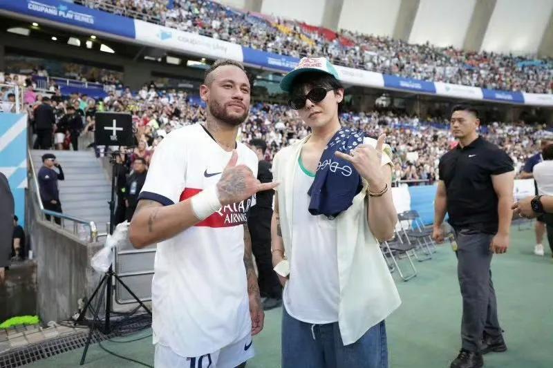  哈兰德在rng比赛中大比分获胜,夺冠引发热议是什么 